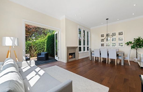 1739 W 52nd Avenue South Granville