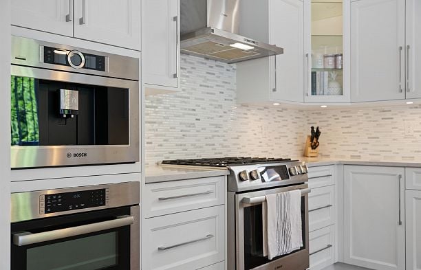 1739 W 52nd Avenue South Granville