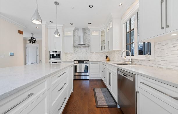 1739 W 52nd Avenue South Granville