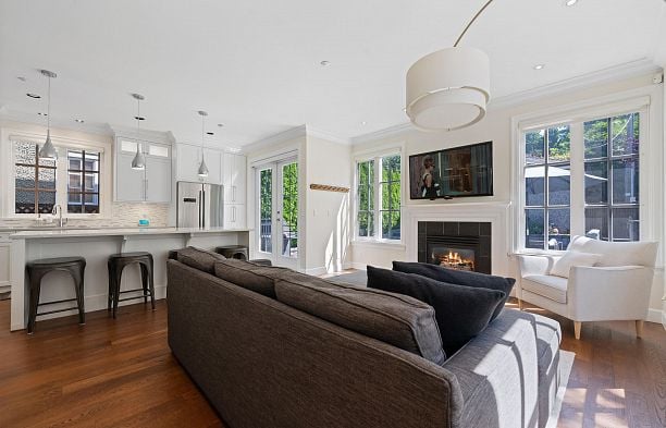 1739 W 52nd Avenue South Granville