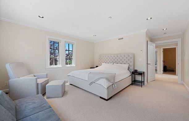 1739 W 52nd Avenue South Granville