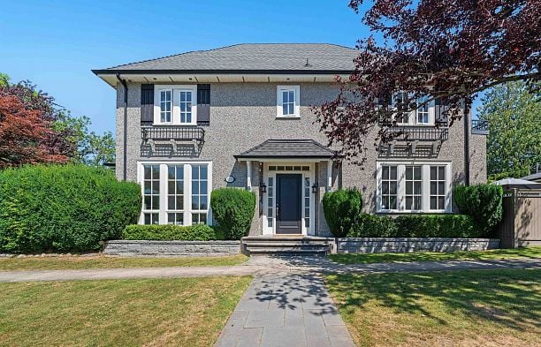 1739 W 52nd Avenue South Granville