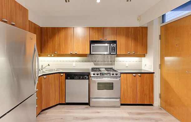 1432 W Hastings Street Coal Harbour