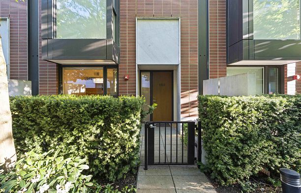 1512 Atlas Lane South Granville
