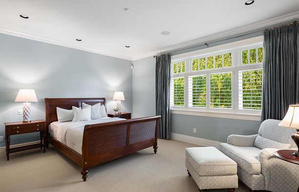 3937 Osler Street Shaughnessy