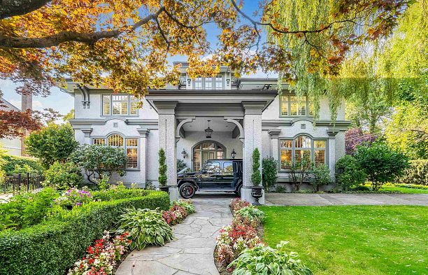 3937 Osler Street Shaughnessy