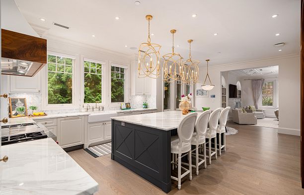 1475 Matthews Avenue Shaughnessy