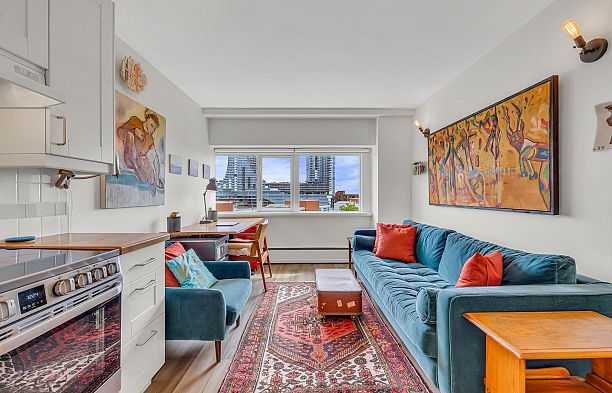 701 6026 Tisdall Street Oakridge VW