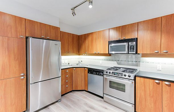1432 W Hastings Street Coal Harbour