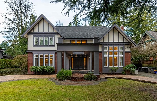 1475 Matthews Avenue Shaughnessy