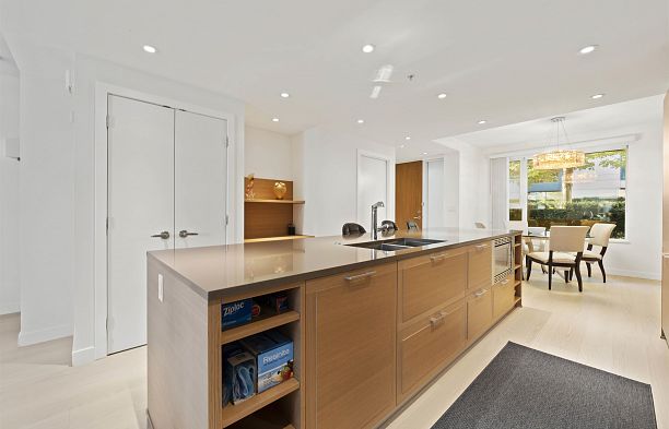 1512 Atlas Lane South Granville