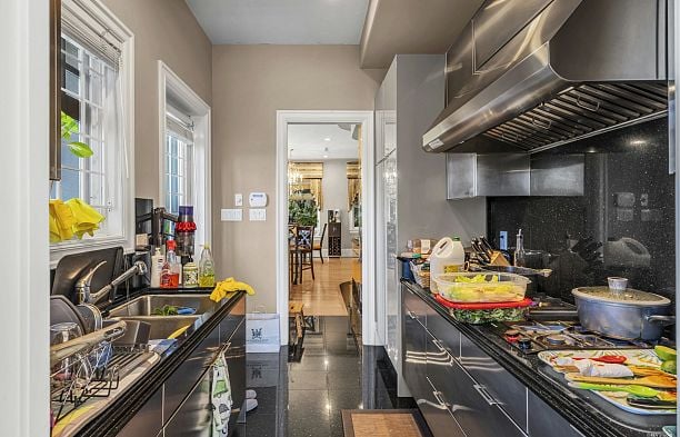5885 Angus Drive South Granville