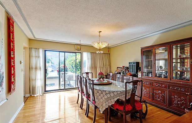 768 W 53rd Avenue South Cambie