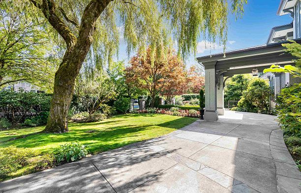 3937 Osler Street Shaughnessy