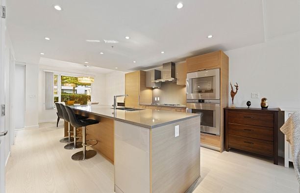 1512 Atlas Lane South Granville