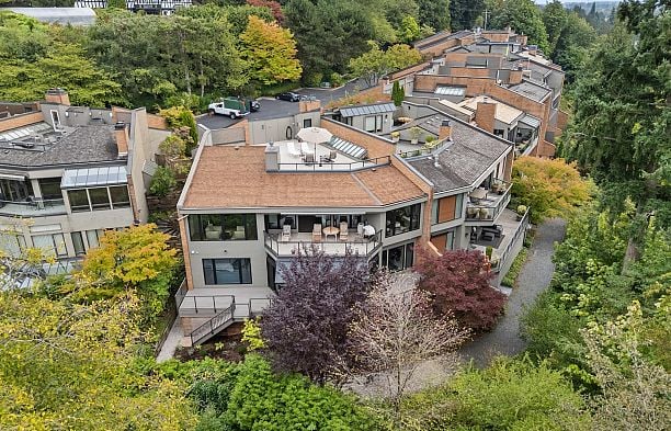 2236 Yewbrook Place Southlands