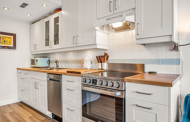 701 6026 Tisdall Street Oakridge VW
