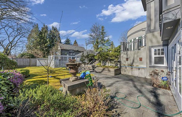 5885 Angus Drive South Granville