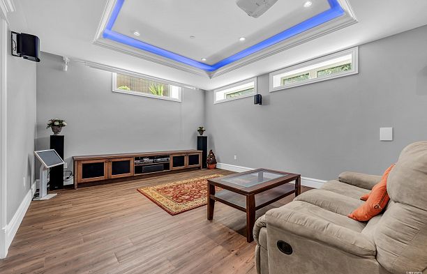 1019 W 47th Avenue South Granville