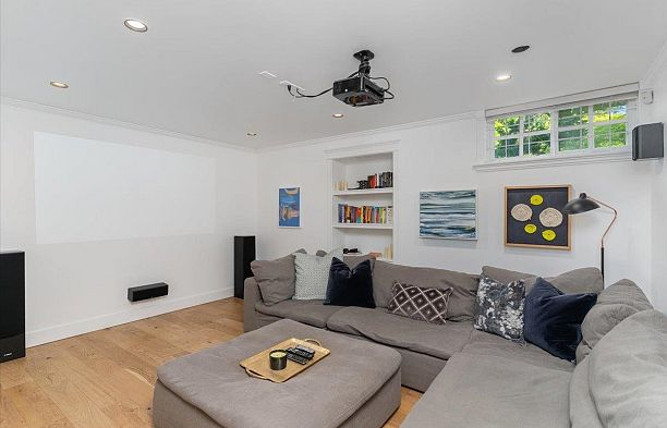 1910 Quilchena Crescent Quilchena