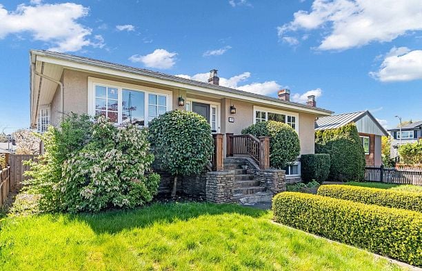 3178 W 16th Avenue Arbutus