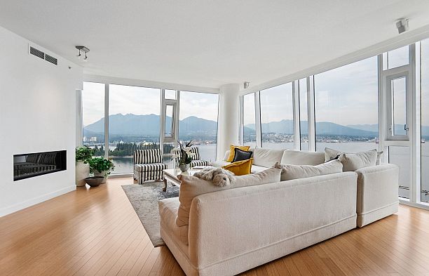 2502 1233 W Cordova Street Coal Harbour