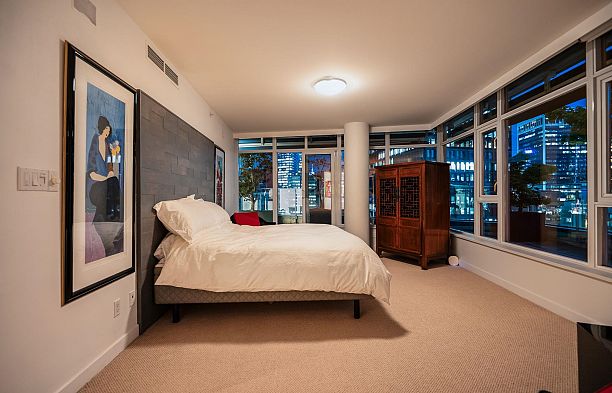 2502 1233 W Cordova Street Coal Harbour