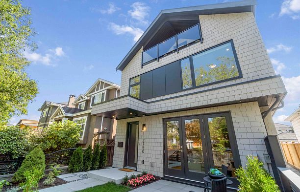 1 2750 W 19th Avenue Arbutus