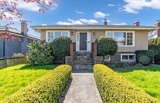 3178 W 16th Avenue Arbutus