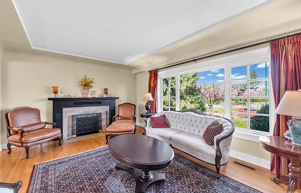 3178 W 16th Avenue Arbutus