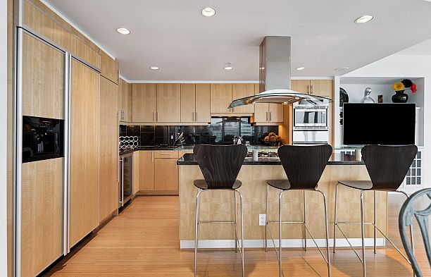 2502 1233 W Cordova Street Coal Harbour