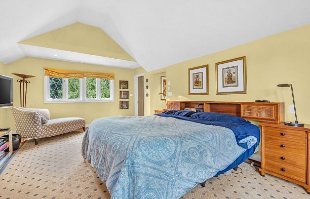 5750 Hudson Street South Granville