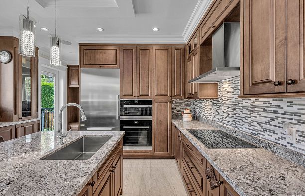1019 W 47th Avenue South Granville