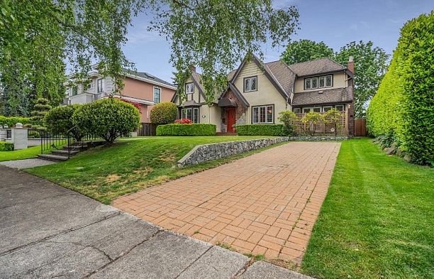 5750 Hudson Street South Granville
