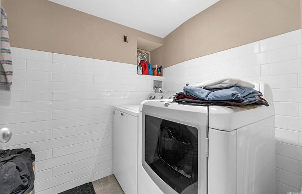3178 W 16th Avenue Arbutus