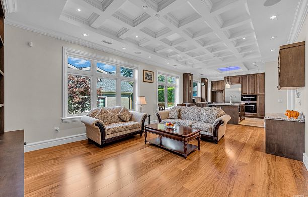 1019 W 47th Avenue South Granville