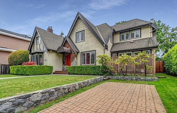 5750 Hudson Street South Granville