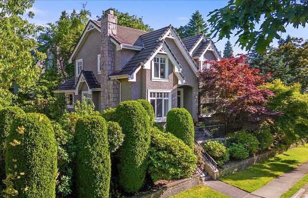 1910 Quilchena Crescent Quilchena
