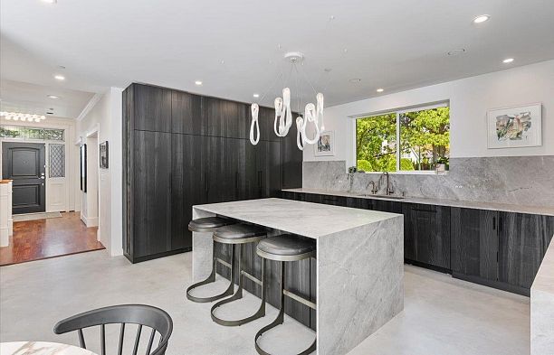 1910 Quilchena Crescent Quilchena