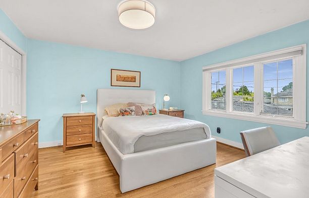 5750 Hudson Street South Granville