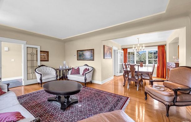 3178 W 16th Avenue Arbutus