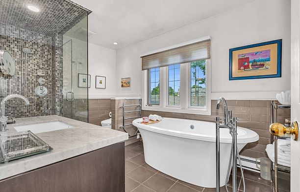 5750 Hudson Street South Granville