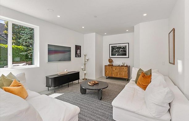 1910 Quilchena Crescent Quilchena