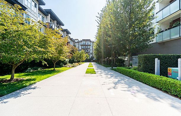 207 5928 Birney Avenue University VW