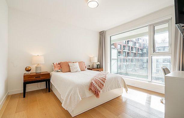 501 7228 Adera Street South Granville