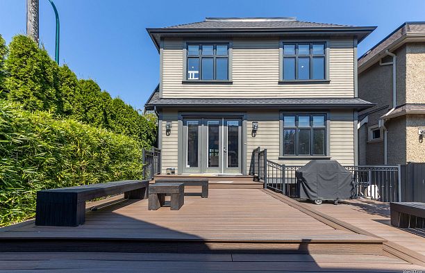 4698 W 11th Avenue Point Grey