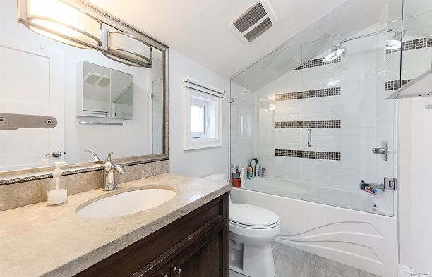 4698 W 11th Avenue Point Grey