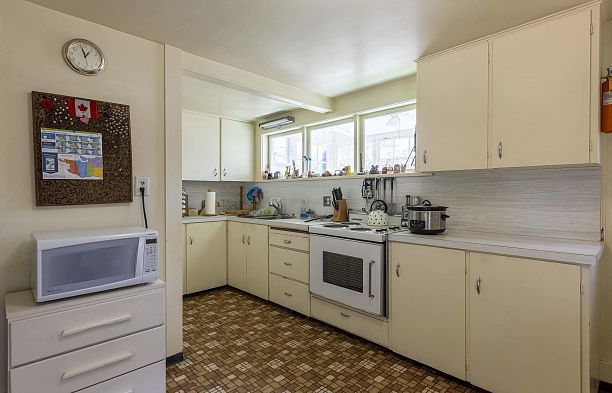 3536 W 22nd Avenue Dunbar