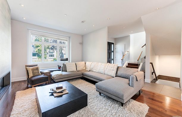 4698 W 11th Avenue Point Grey