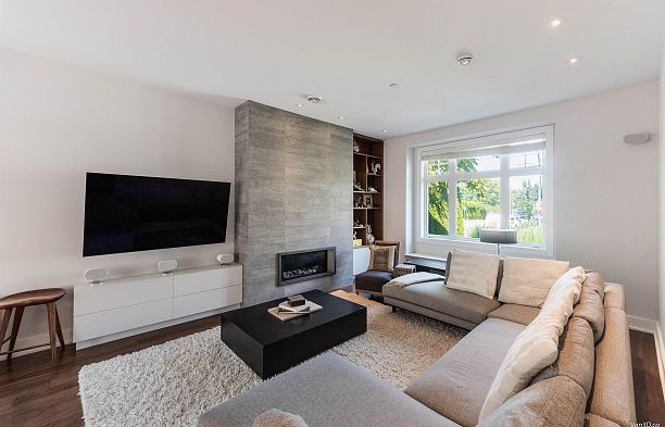 4698 W 11th Avenue Point Grey